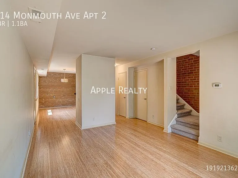 914 Monmouth Ave #2 — Photo 3