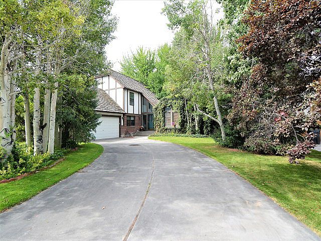 1st image of 2958 Escalante Ave