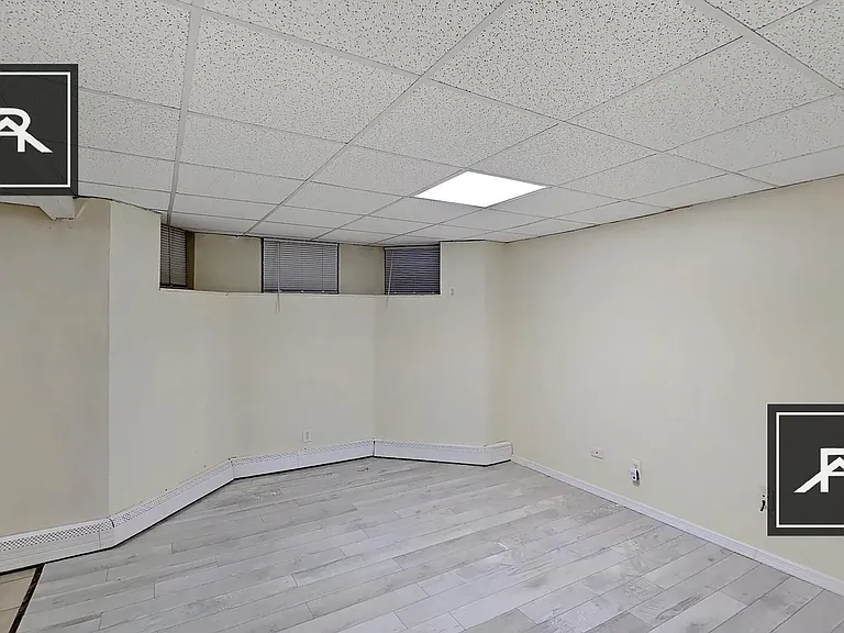 17 Glenville Ave #15 — Photo 2