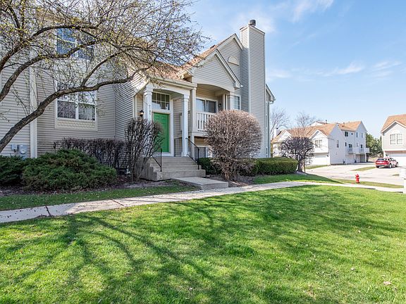 2nd image of 1585 Spencer Ct