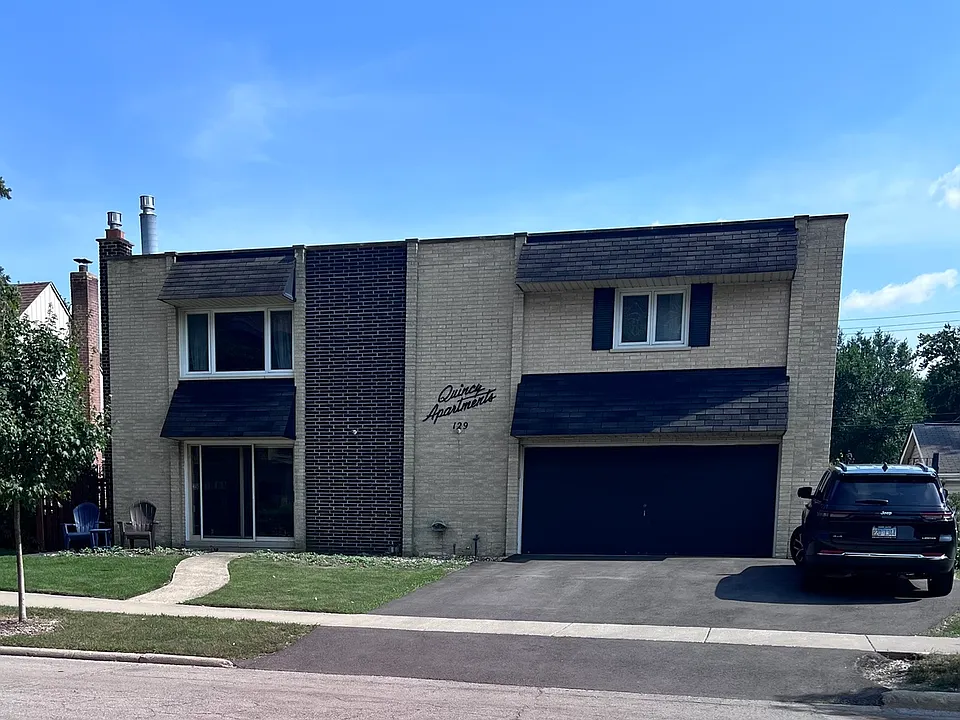 129 W Quincy St #1
