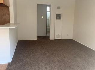 4665 N Bellflower Blvd #3, Long Beach, CA 90808