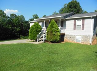 4277 Brookwood Pl, Lenoir, NC 28645