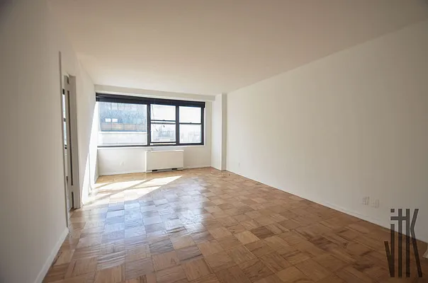 Rented by Compass | media 9