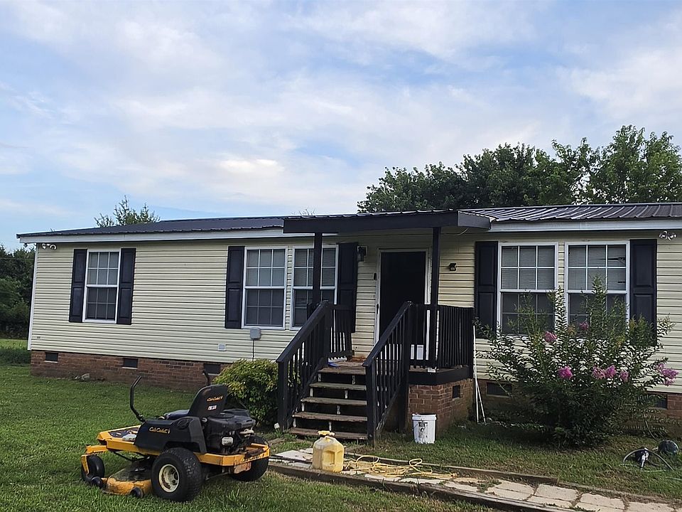 1st image of 660 Hammett Rd