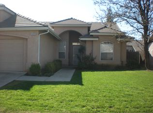 2829 E Brandon Ln, Fresno, CA