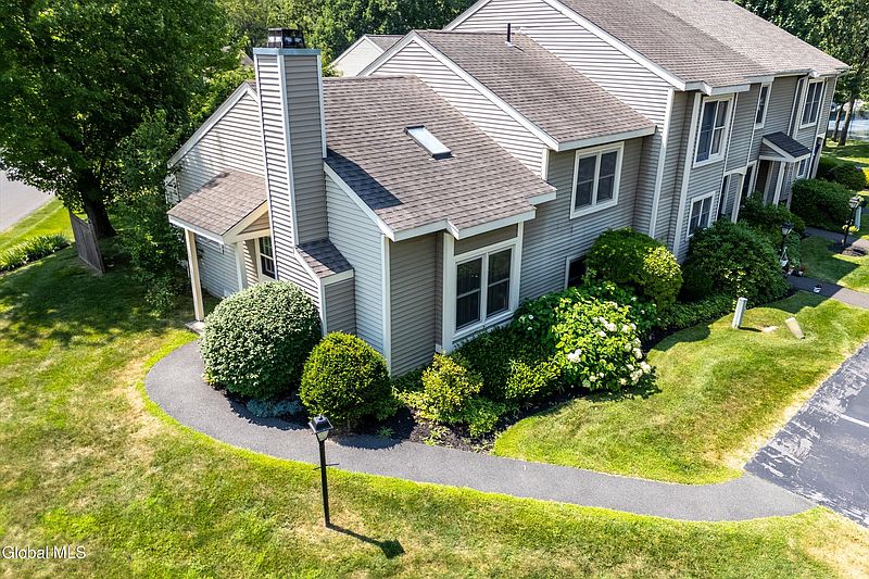 3rd image of 1 Minuteman Court