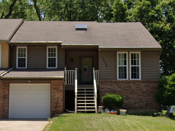 7638 Long St, Lenexa, KS