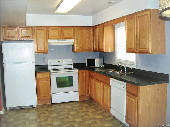 4th image of 1519 Stony Force Dr