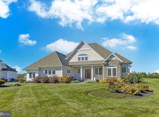 533 Northampton Dr, Lititz, PA 17543