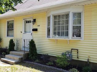 149 Hatton St, East Providence, RI 02914