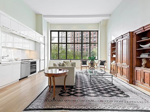 2nd image of 2728 Thomson Ave Unit 248