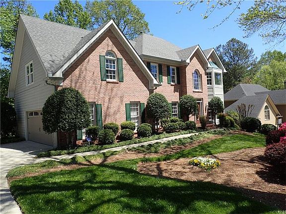 2nd image of 3023 Oaktree Lndg NE