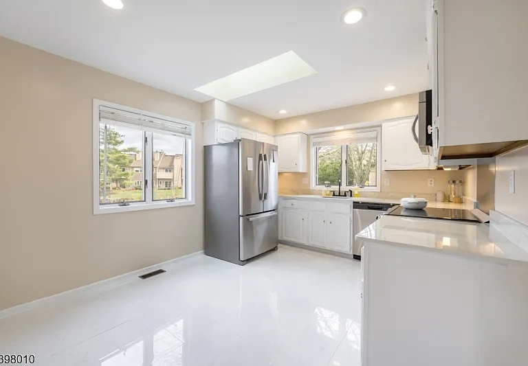 1 Avery Ct — Photo 15