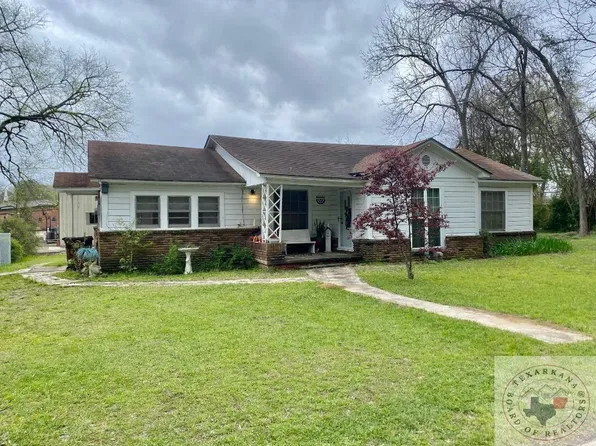 713 Walnut St, Atlanta, TX 75551