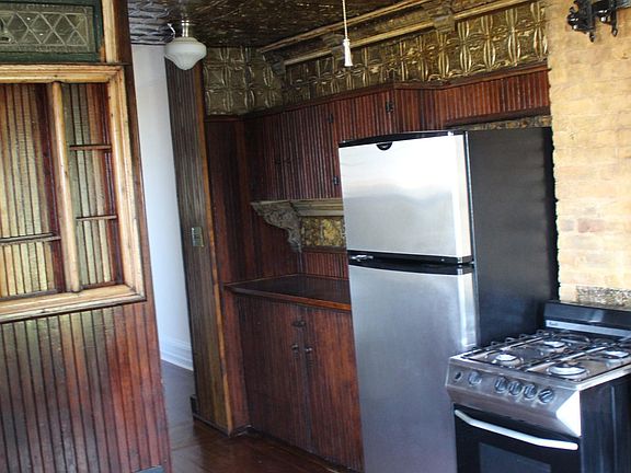 3rd image of 87 Harrison St Fl 2nd