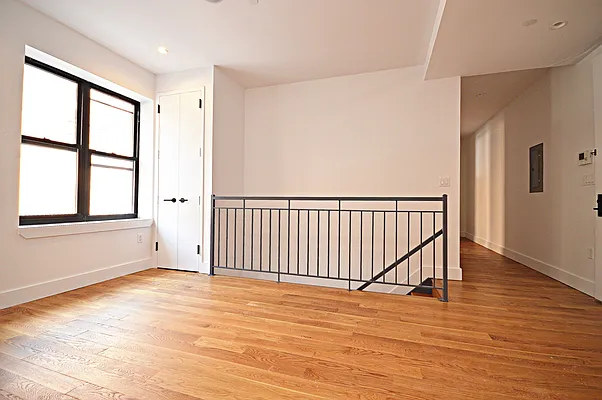 Rented by Simply Brooklyn Realty Inc | media 103