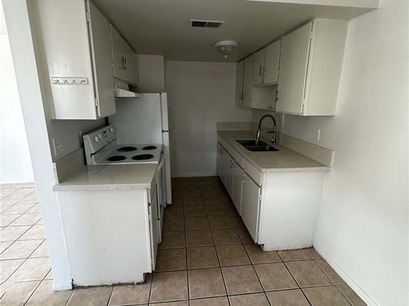 115 W New York Ave #11