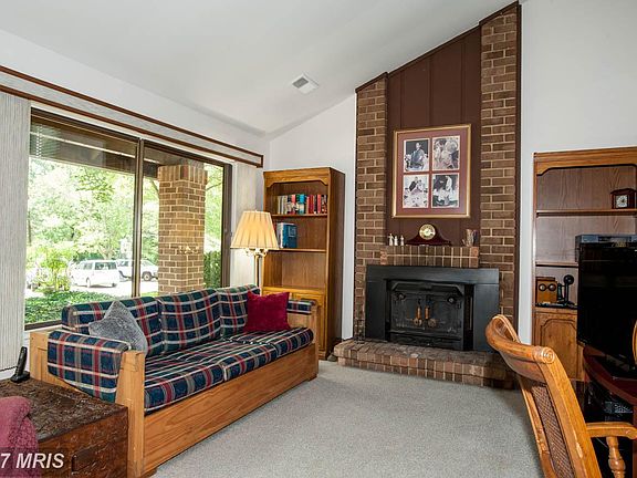 3rd image of 4421 Coldbrooke Ct