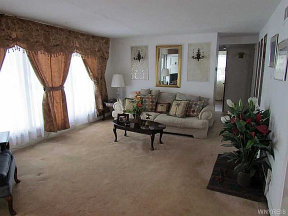 3rd image of 364 Darlington Dr