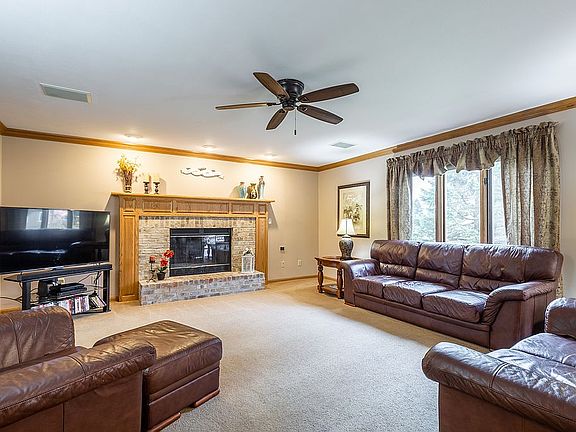 4th image of 18365 San Lucas Ct