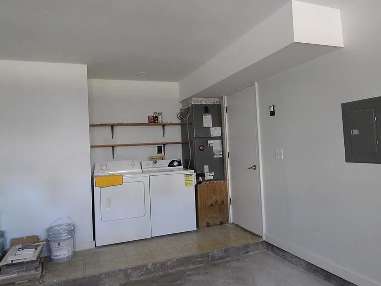 114 Gleneagles Dr — Photo 32