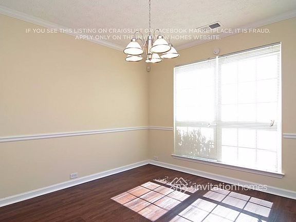 3rd image of 8119 Valleyridge Dr