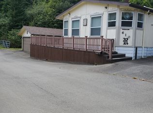 610 Shorepines Ave, Coos Bay, OR 97420
