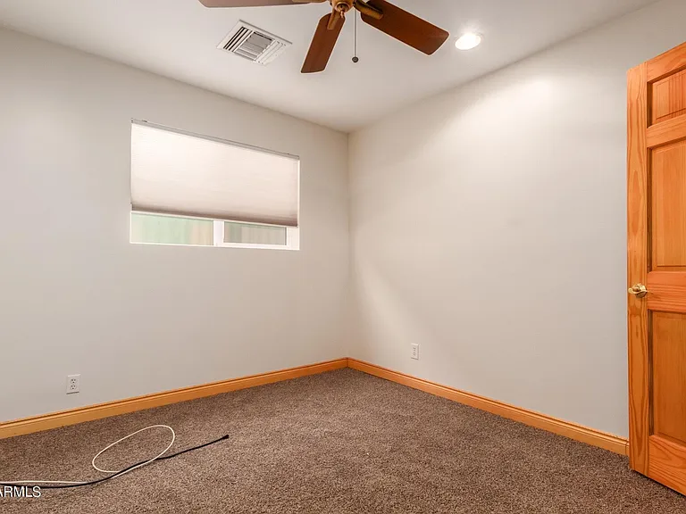1608 W Inverness Dr — Photo 21