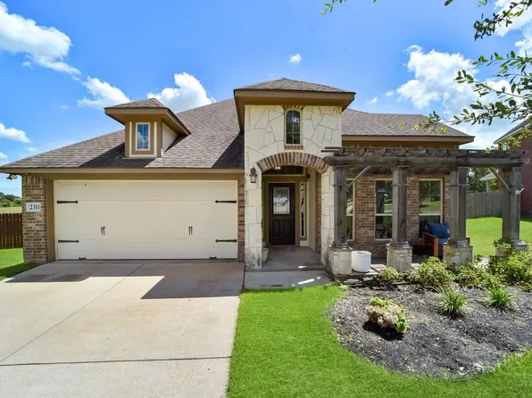 2311 Parker Court, Brenham, TX 77833