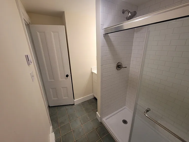 130 Cummins Hwy #3 — Photo 7