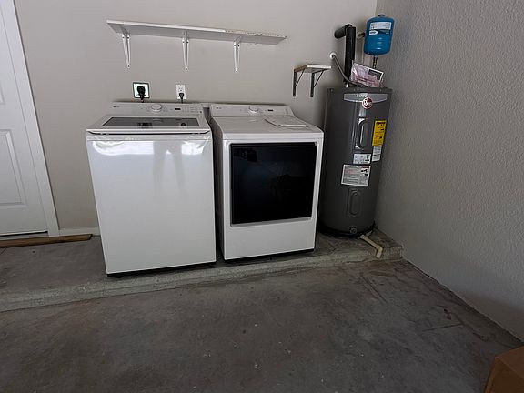 3rd image of 9775A Alabama St