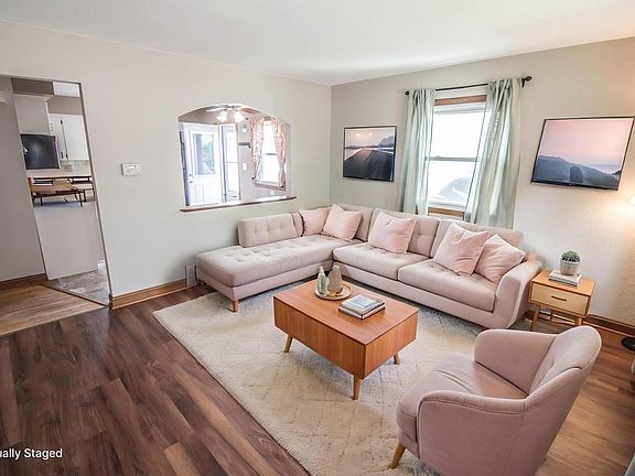 3rd image of 2214 Easy STREET
