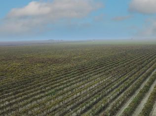 15765 S Dickenson Ave, Riverdale, CA 93656