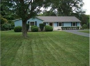 7737 Grandview Dr, Indianapolis, IN 46260