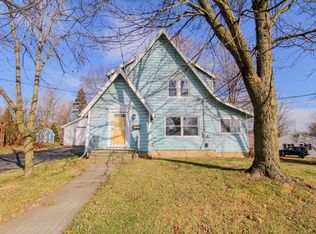 724 N Sandusky St, Bellevue, OH 44811