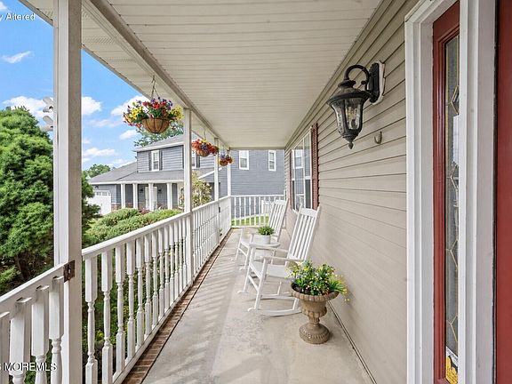 5th image of 30 Kentucky Drive