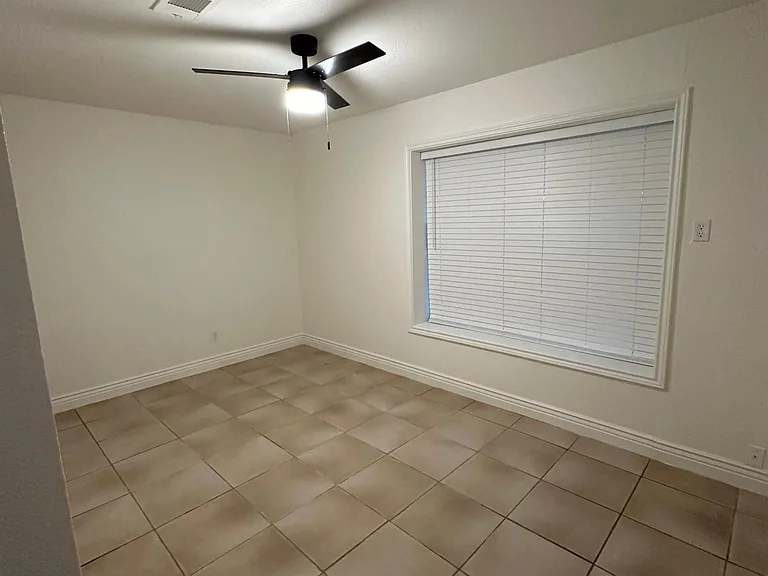 11227 Golden Triangle Cir — Photo 6
