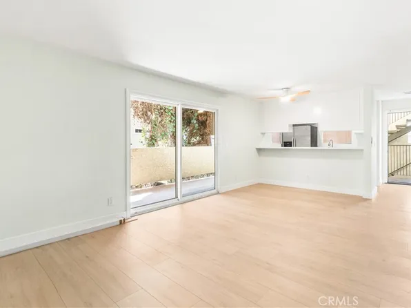 1042 Gladys Ave APT 4, Long Beach, CA 90804