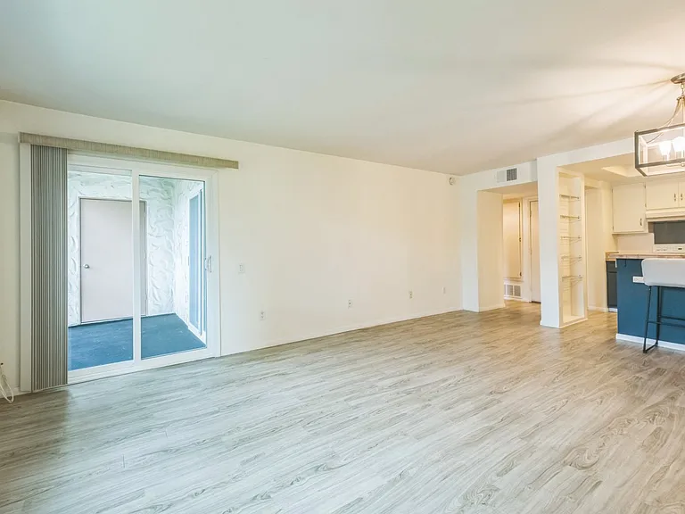 10699 San Diego Mission Rd #205 — Photo 12