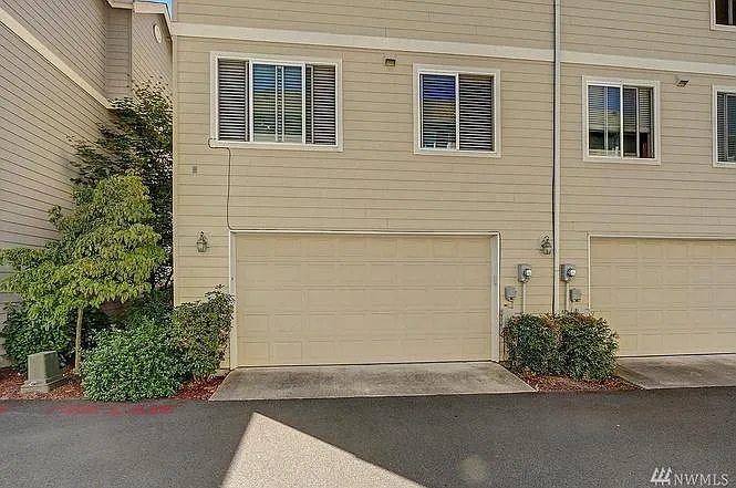440 Tacoma Ave NE — Photo 15