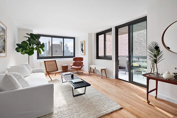 Sold by Compass | media 1