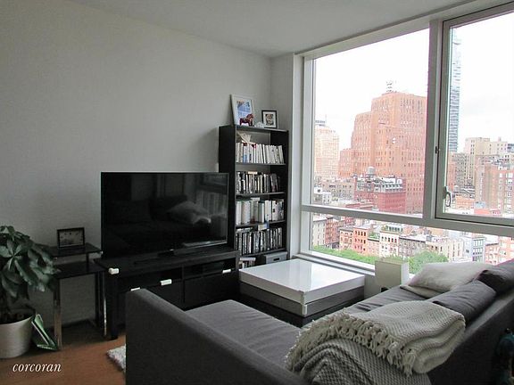 3rd image of 200 Chambers St APT 16E