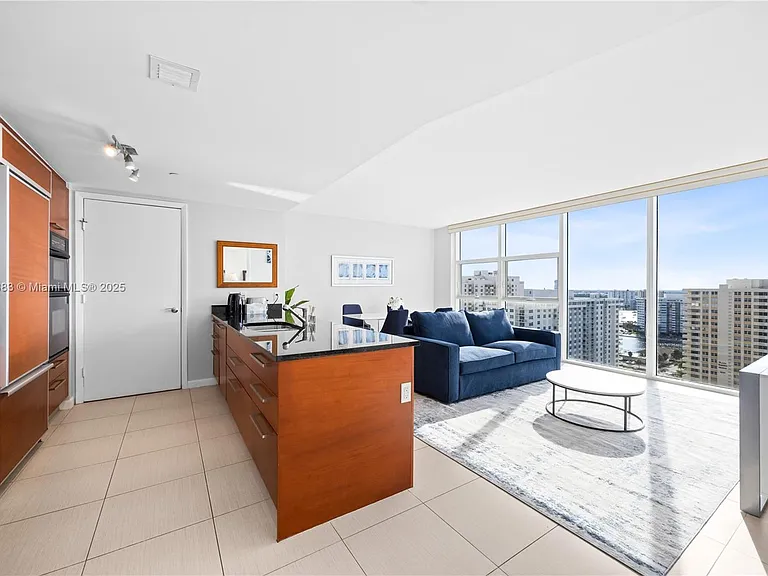 1830 S Ocean Dr #1807 — Photo 3