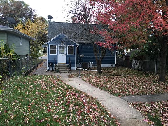 2nd image of 2111 Mississippi St