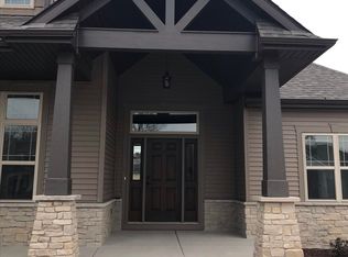 2417 Hoods Creek Path, Racine, WI 53406