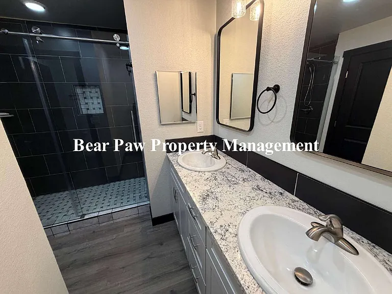 4886 Silver Spruce Ln — Photo 7