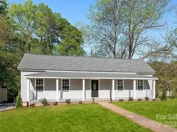 626 Woodlawn Ave, Mount Holly, NC 28120