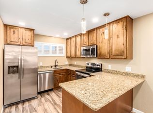 11640 N 51st Ave APT 216, Glendale, AZ 85304