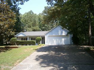 3755 Willow Ridge Rd, Douglasville, GA 30135